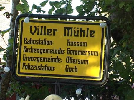 Goch-Hommersum : Viller Mühle, Vorplatz